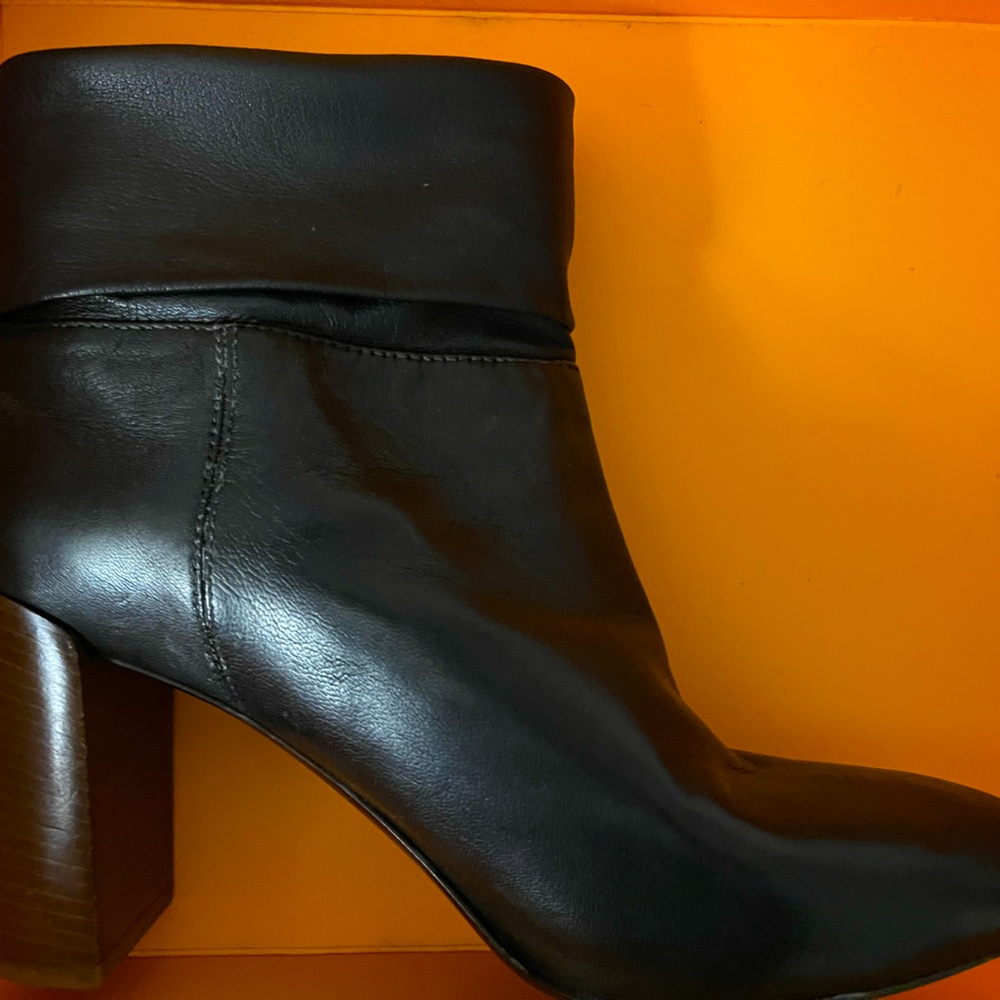 Vince Booties